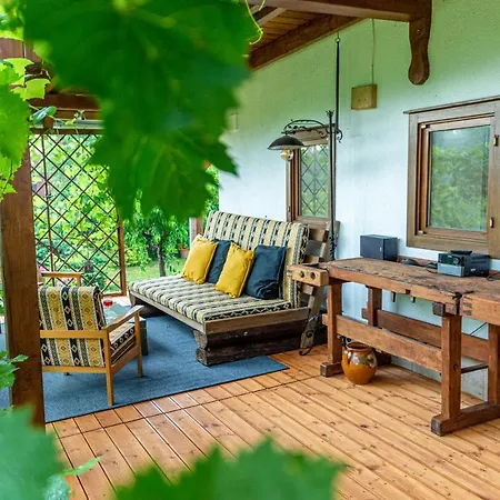 Puckó Family Casa de Férias Perocseny