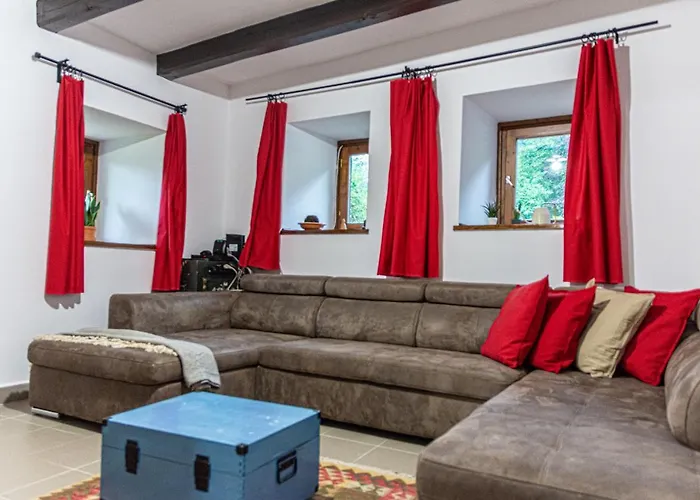 Pucko Family Perocseny